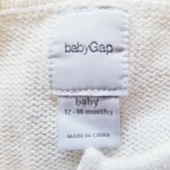 Baby gap embroidered button up sweater - Picture 4 of 5